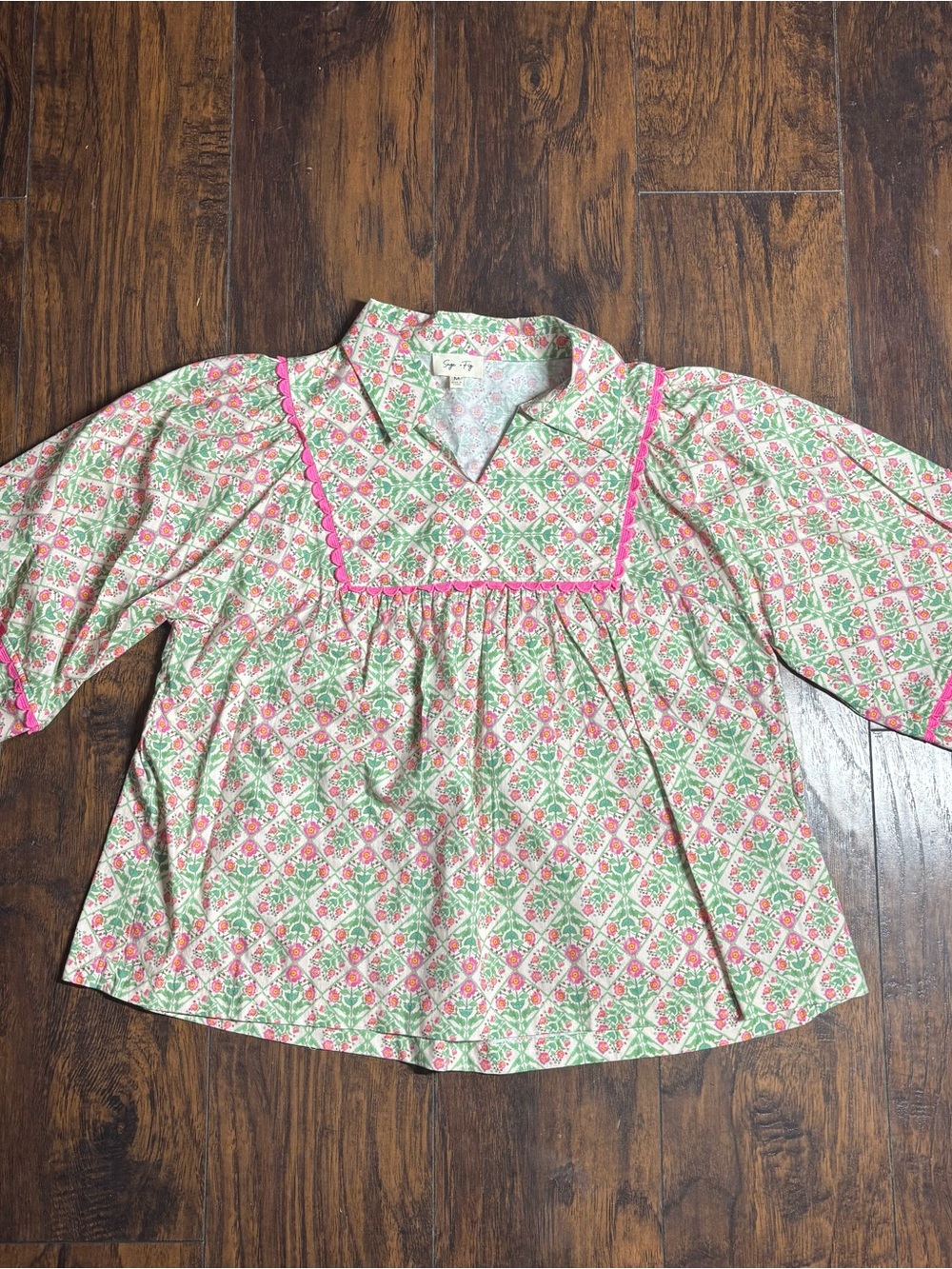 Women’s Medium Vintage Floral Pink & Green Top Size Medium 100% Cotton